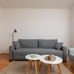 Seaside Oasis Apartament *