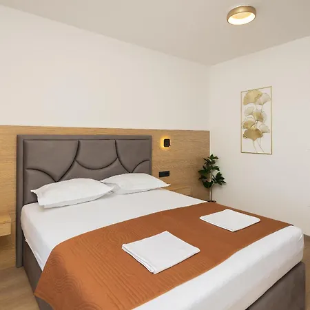 Seaside Oasis * Stanici